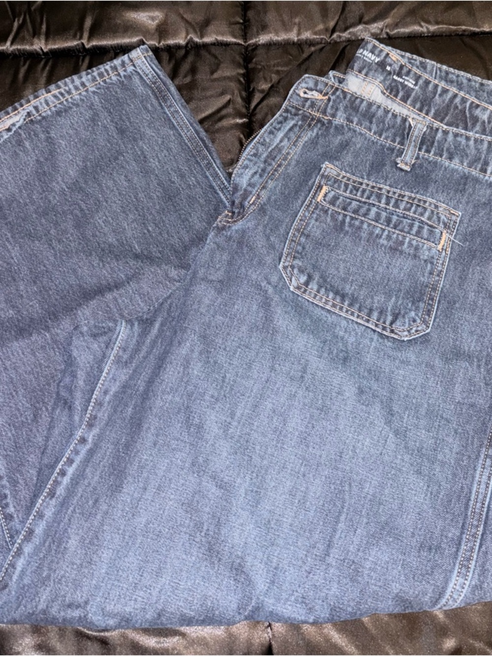 Old Navy Women's Flare Jeans in Medium Blue Denim